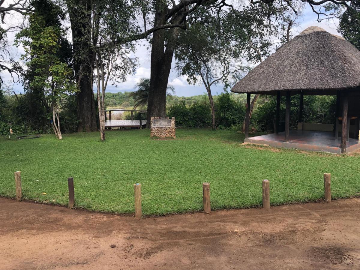 White Sands Lodge Divundu Экстерьер фото